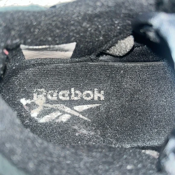 Women’s Black Classic Reebok Sneakers with Gum Sole - Picture 5 of 15